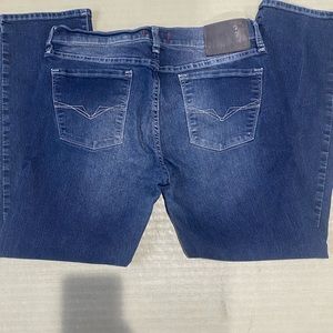 Guess womens jeans size 34 x 30 slim straight